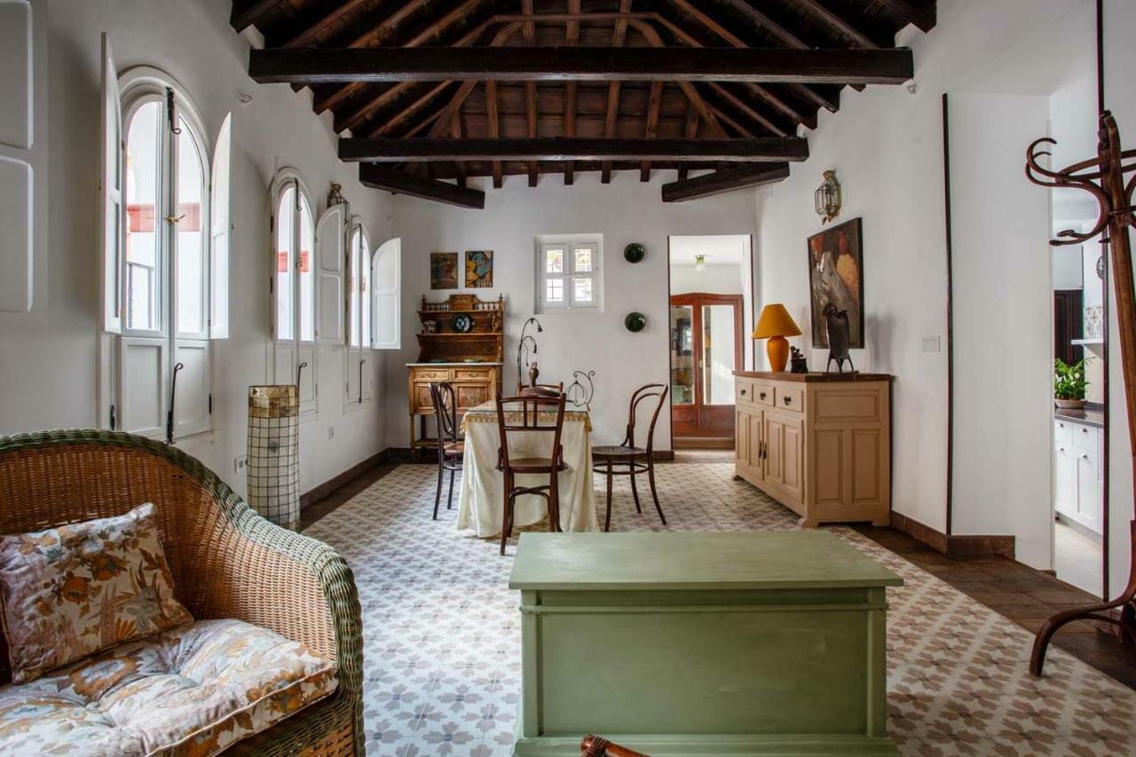Suites Machado Севилья Экстерьер фото