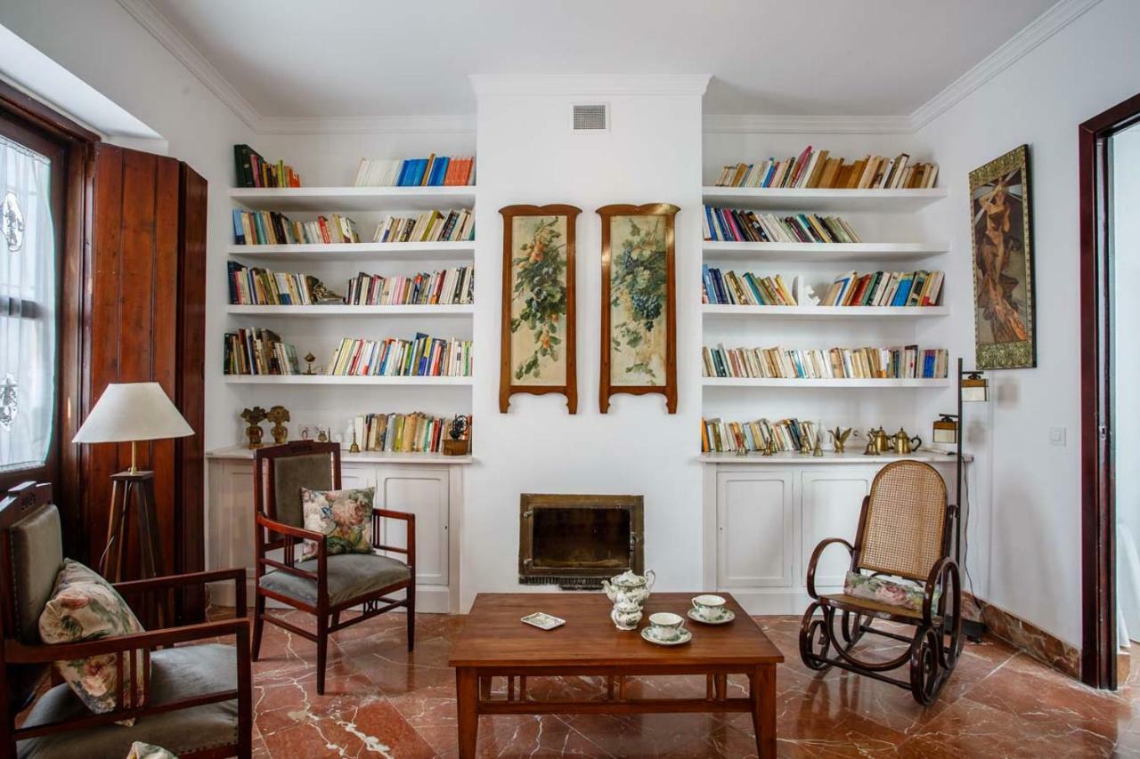 Suites Machado Севилья Экстерьер фото