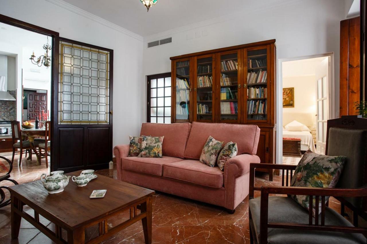 Suites Machado Севилья Экстерьер фото
