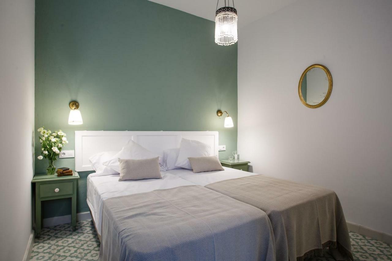 Suites Machado Севилья Экстерьер фото